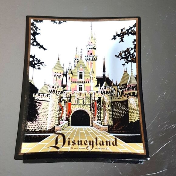  DISNEYLAND‎ Trinket Dish - Picture 2 of 7